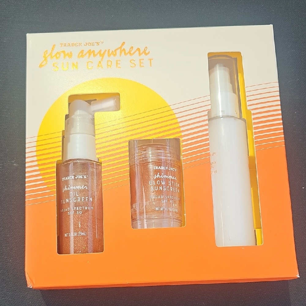 Trader Joe's Glow Anywhere Sunscreen Set
